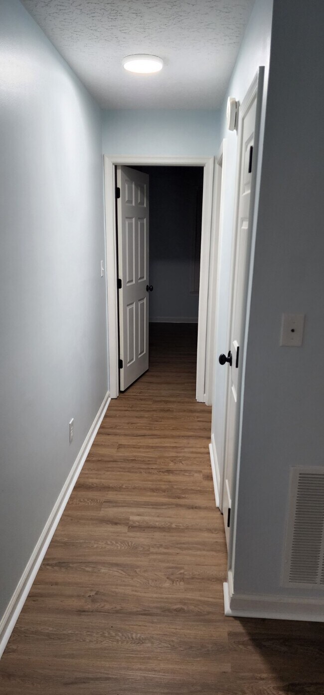 Foto del edificio - 102 Millwheel Ct