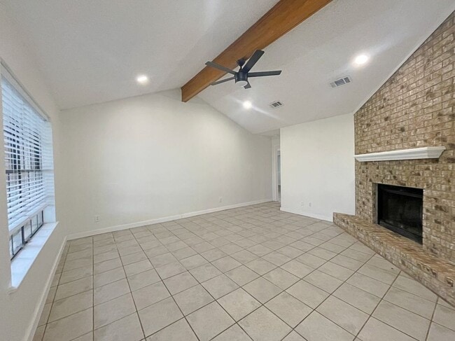 Building Photo - 2609 Cheyenne Dr