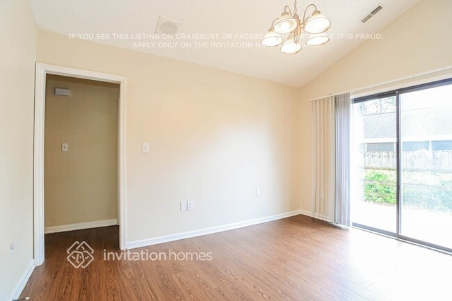 Building Photo - 12133 Danby Rd