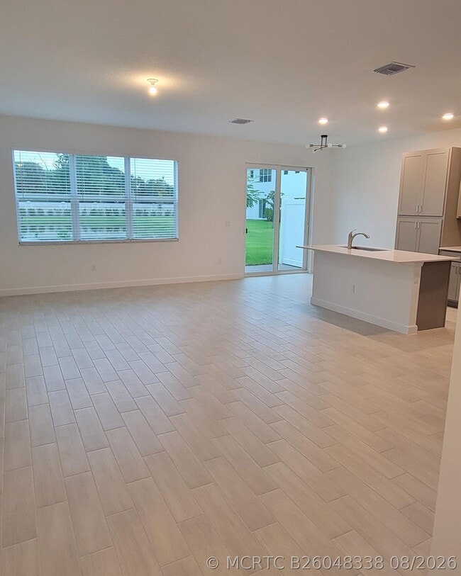 Building Photo - 4946 Navali Dr