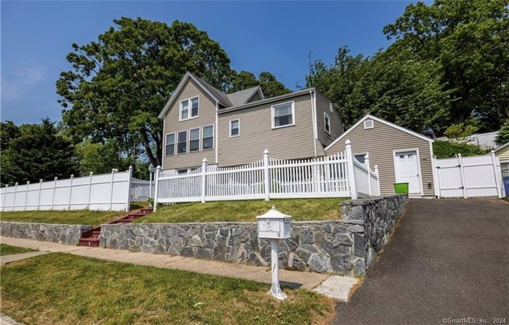Foto principal - 90 2nd St