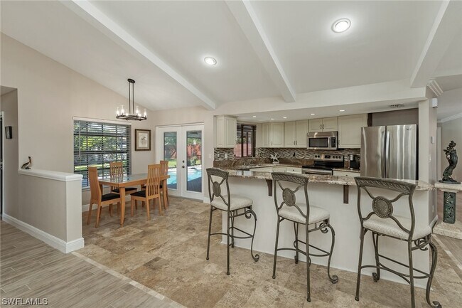 Building Photo - 13810 McGregor Blvd