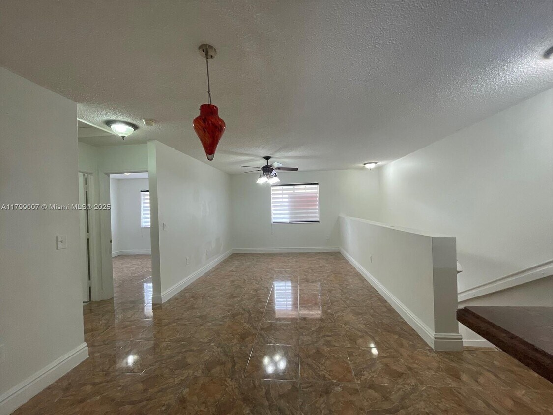 Primary Photo - 7425 W 22nd Ave
