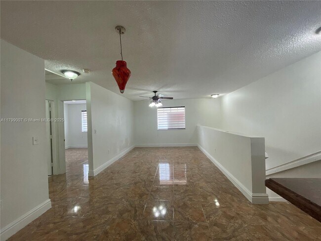 Foto del edificio - 7425 W 22nd Ave
