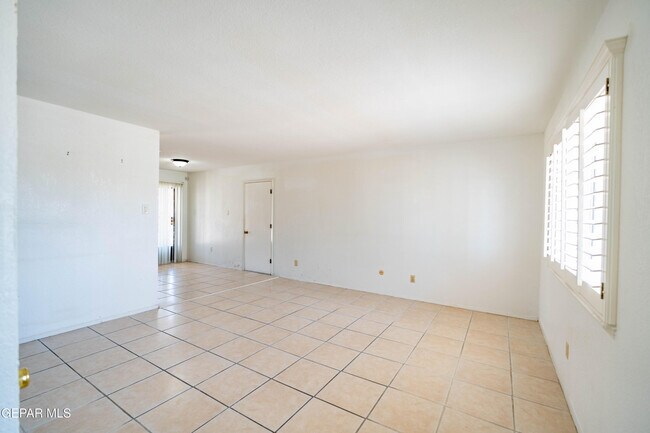 Foto del edificio - 11516 Meadowbrook Dr