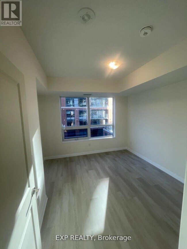 Building Photo - 3260 Sheppard Ave E