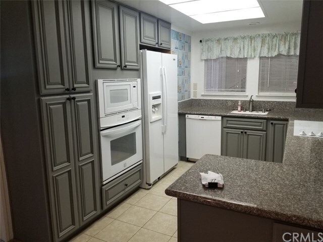 Building Photo - 2110 Via Puerta