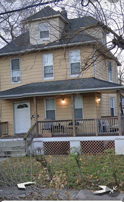 Front Entrance-Wrap around porch - 20 Englewood Ave