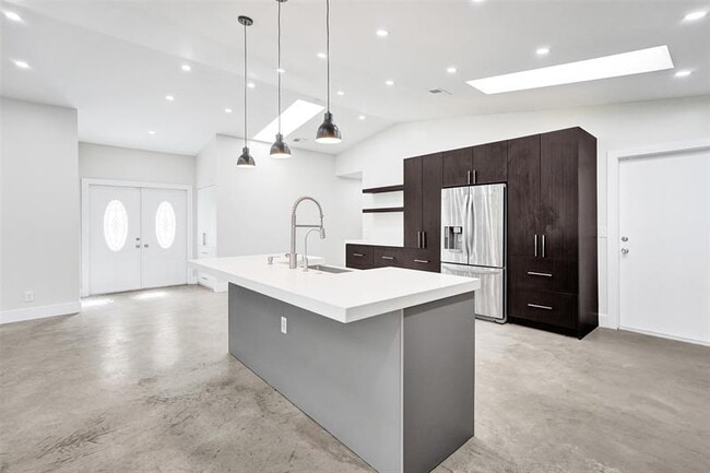 Building Photo - 10328 Boca Springs Dr