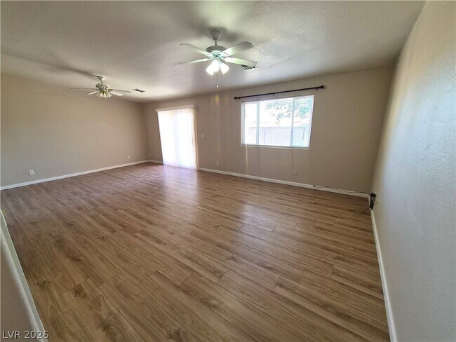 Foto del edificio - 1481 S Dandelion St