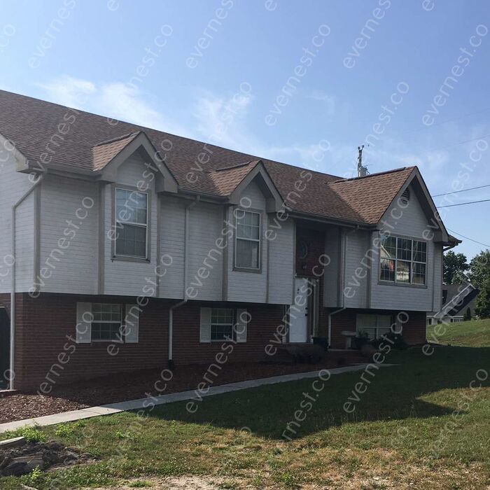 Primary Photo - 114 Shady Brook Ln