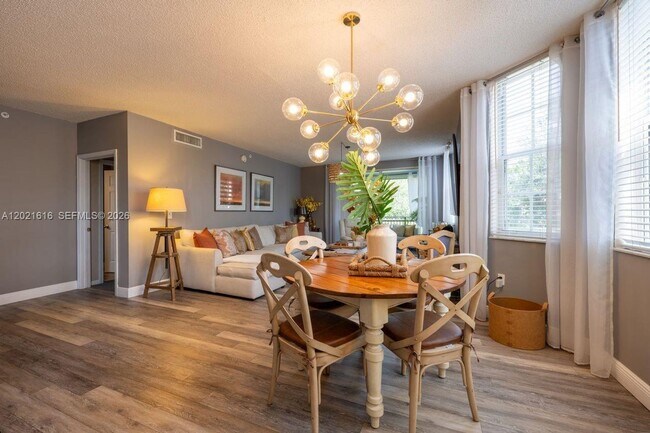 Foto del edificio - 11780 St Andrews Place
