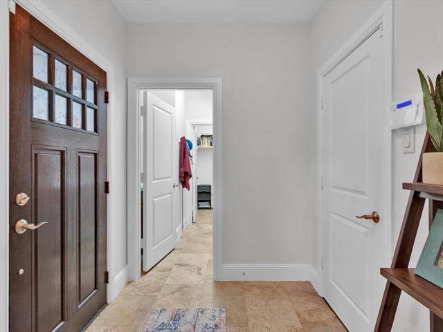 Foto del edificio - 5914 Hudson St