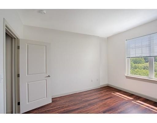 Foto del edificio - 120 Pleasant St