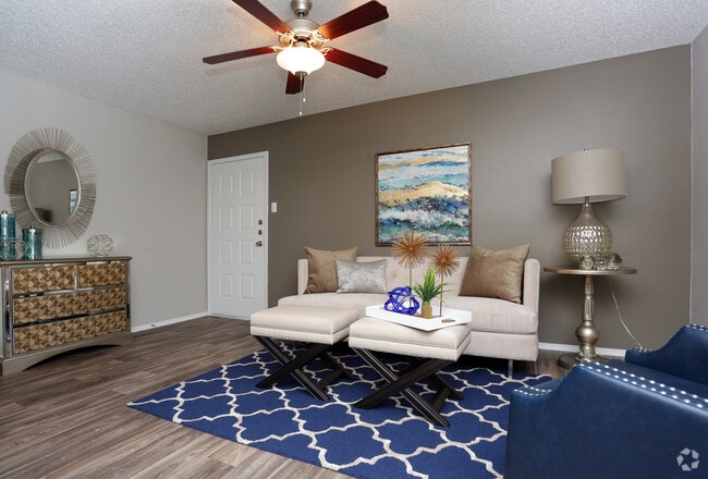 1BR,1BA-1B - Iron Landings