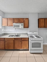 Building Photo - 1393 Cable Ave