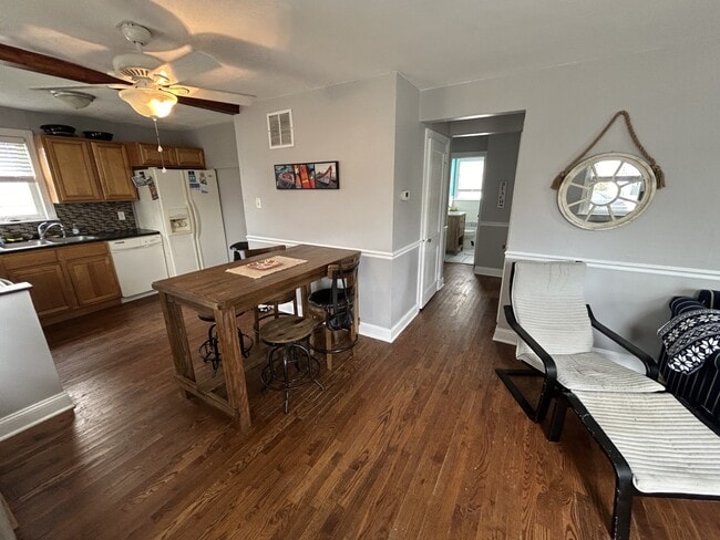 Dining/Kitchen - 305 N Harding Ave