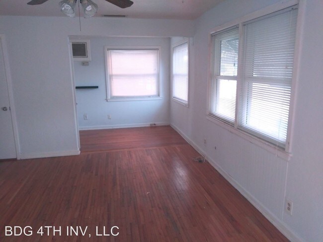 Building Photo - 2 br, 2 bath House - 425 30th Ave N.