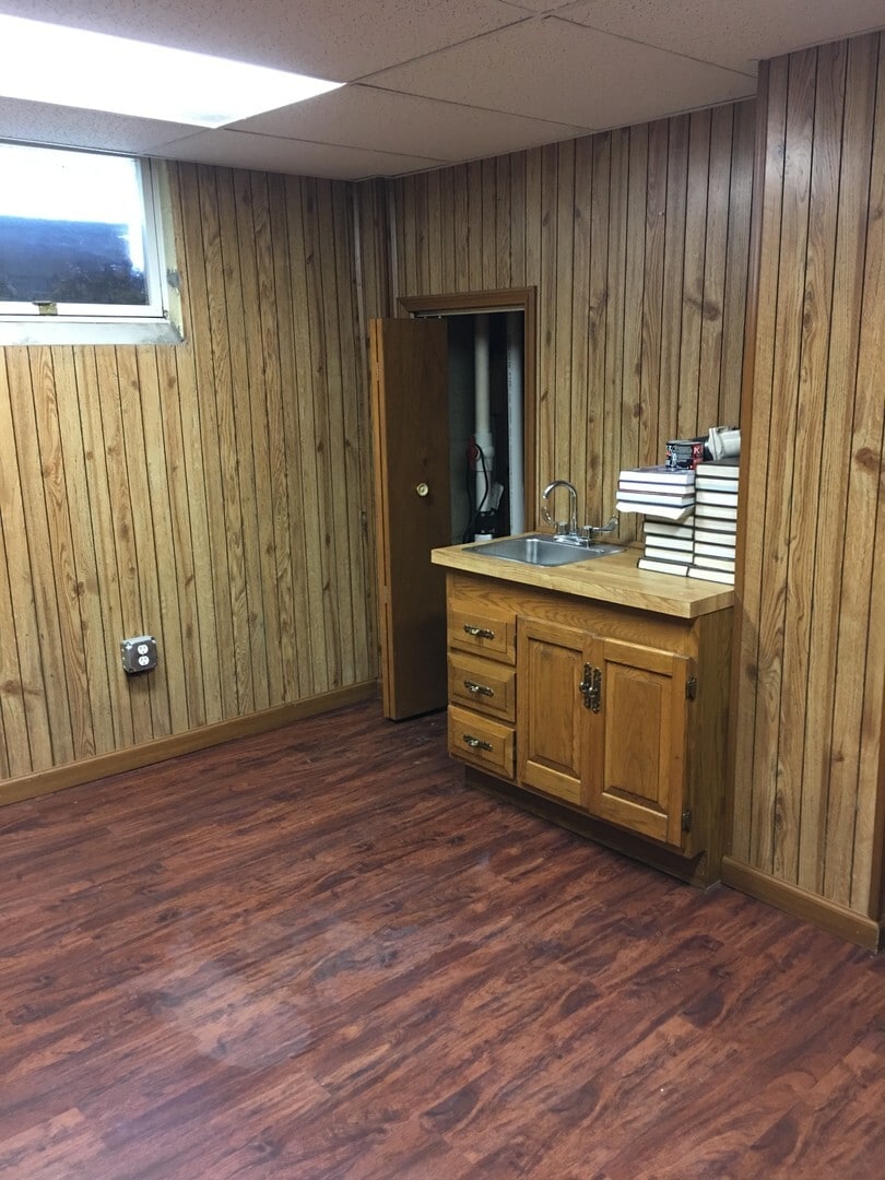 926 Tibbetts Wick Rd Girard, OH 44420 – photo 5