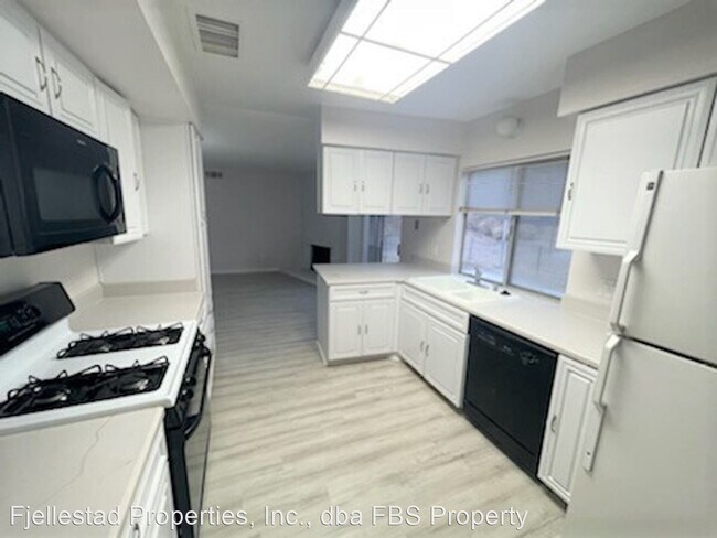 Foto del edificio - 3 br, 2 bath House - 13080 Papago Drive