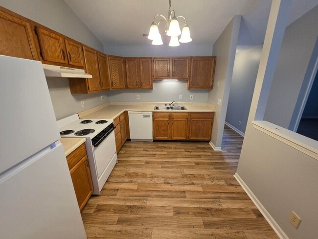 Foto del edificio - 2705/2707 Plaza Ln