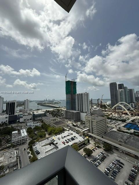Foto del edificio - 1600 NE 1st Ave
