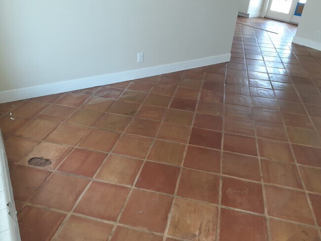 Foto del edificio - 223 SW 14th Pl