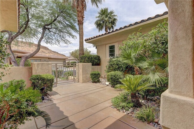 Foto del edificio - 2258 Green Mountain Ct