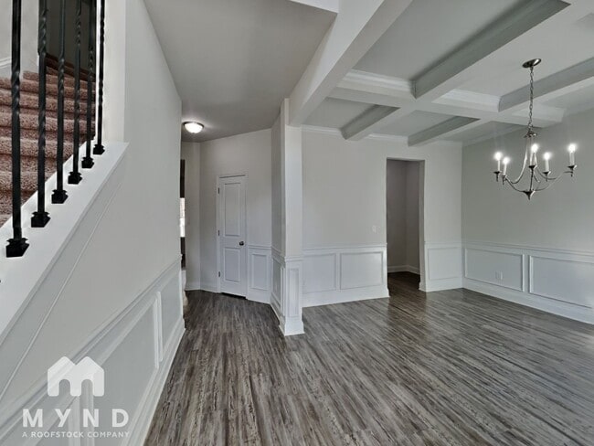 Building Photo - 464 Vandenburg Dr