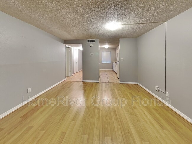 Building Photo - 7537 Pitch Pine Cir