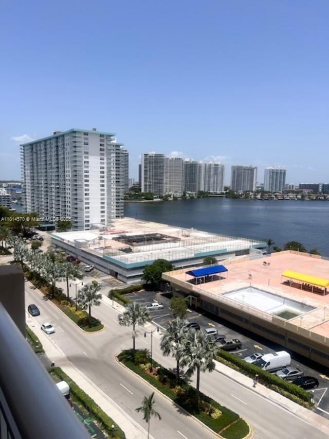 Foto del edificio - 250 174th St