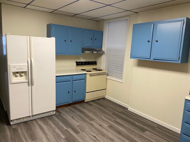 Building Photo - 66 George St