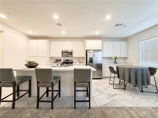 Foto del edificio - 3289 Vasco Fls Ave