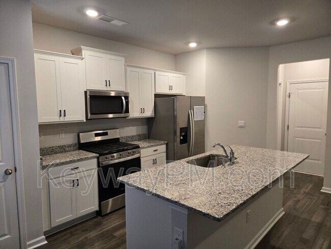 Foto del edificio - 930 Quaint Parish Cir