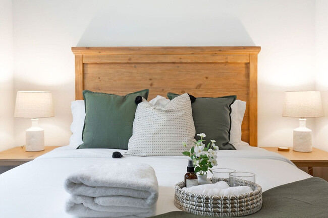 Foto del edificio - 628 10th Ave E