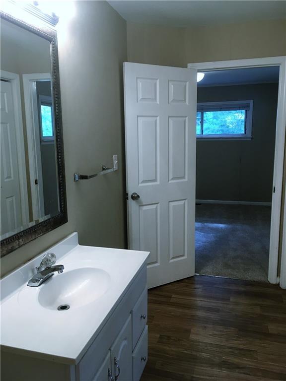 Building Photo - 808 Meadow Pl