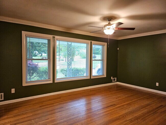Building Photo - 2248 Tilson Cir