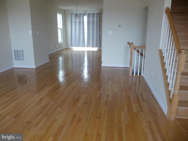 Building Photo - 2211 Fleeter Pl