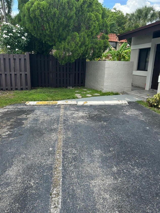 Foto principal - 9630 SW 152nd Ave