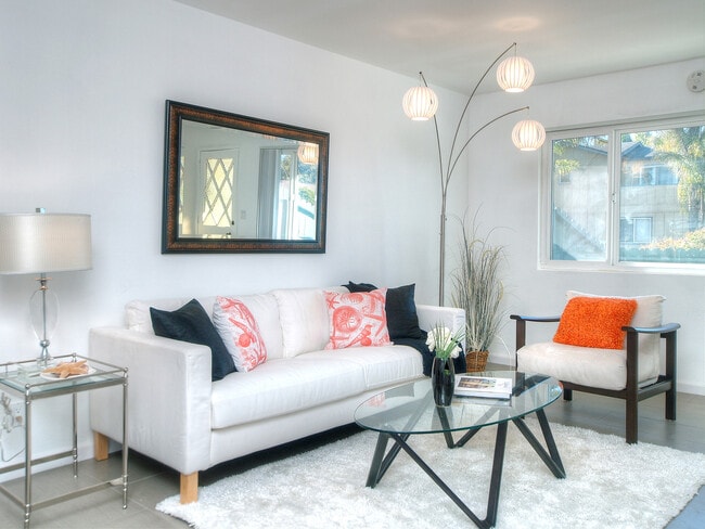 Foto del edificio - 6671 Sabado Tarde Rd