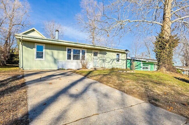 Foto del edificio - 3713 Woodlawn Terrace