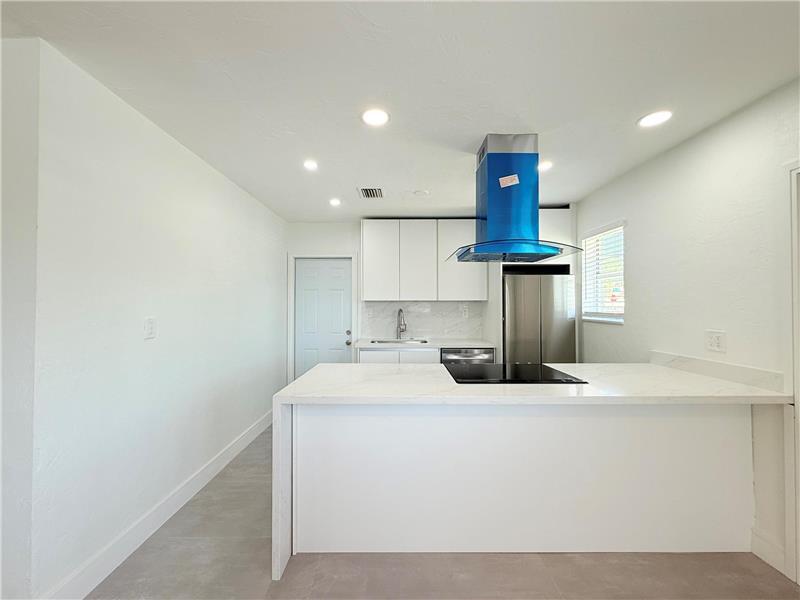 Photo - 2611 NW 21st St (Fort Lauderdale, FL)
