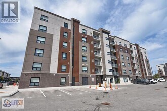 Building Photo - 728 Brownstone Dr