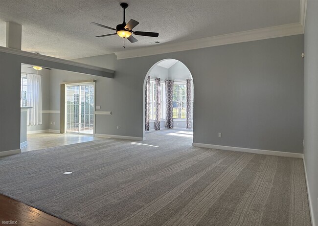 Foto del edificio - 3 br, 2 bath House - 73 Stratford Dr