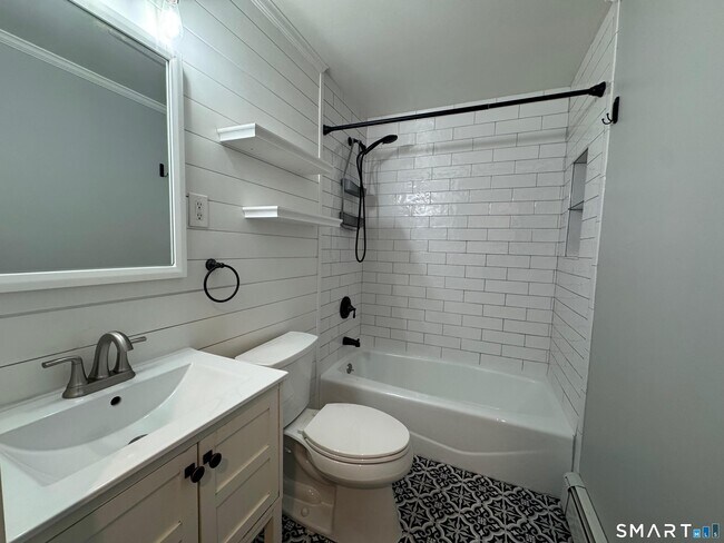 Foto del edificio - 1867 Broadbridge Ave