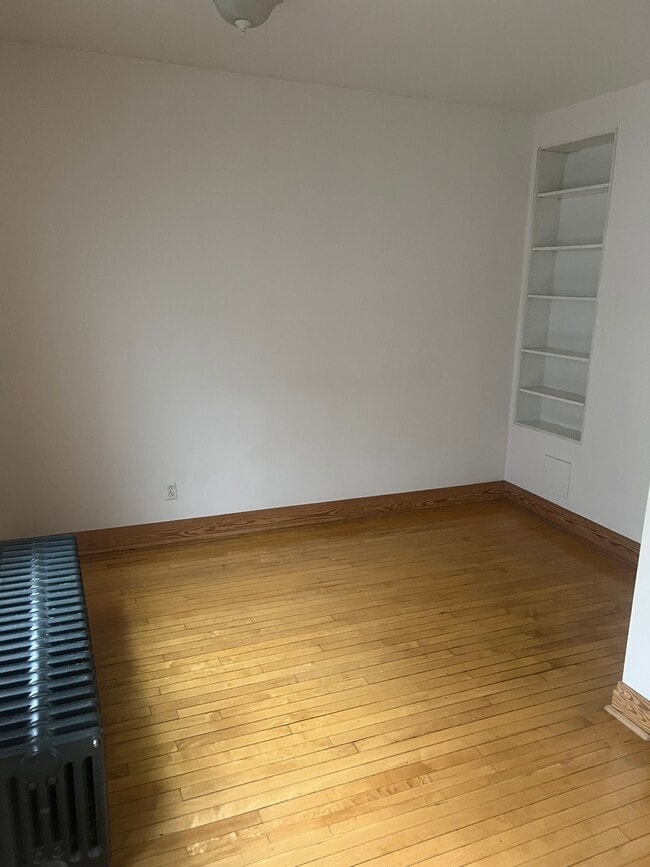 Building Photo - 1714 N Honore St