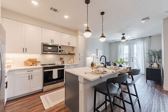 Building Photo - Tisdale at Lakeline Station Apartments