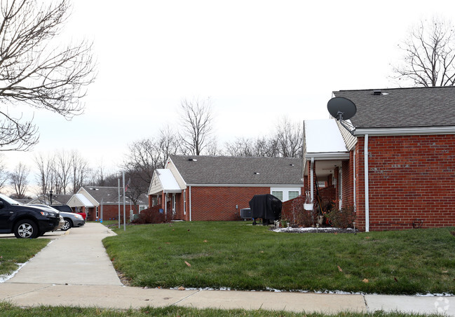 Building Photo - Maplewood Senior Citizens Village