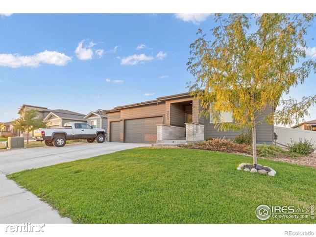 Building Photo - 3 br, 2 bath House - 3928 Buckthorn Street