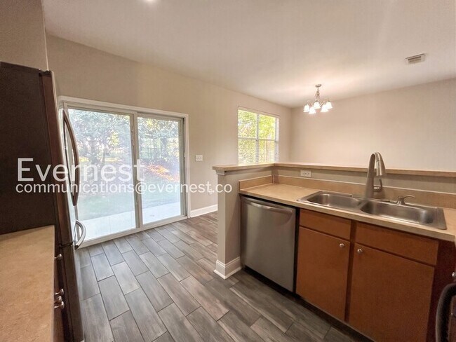 Foto del edificio - 3917 Cannonsgate Ln
